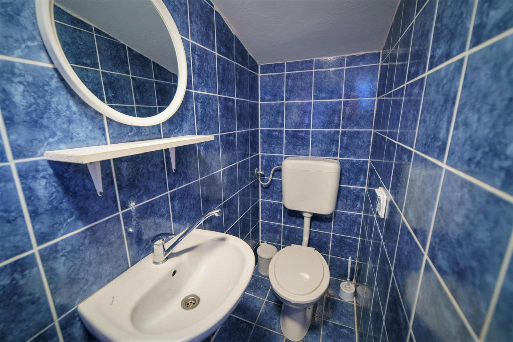 Apartmani Lidija Karin Donji Donji Karin Exteriör bild