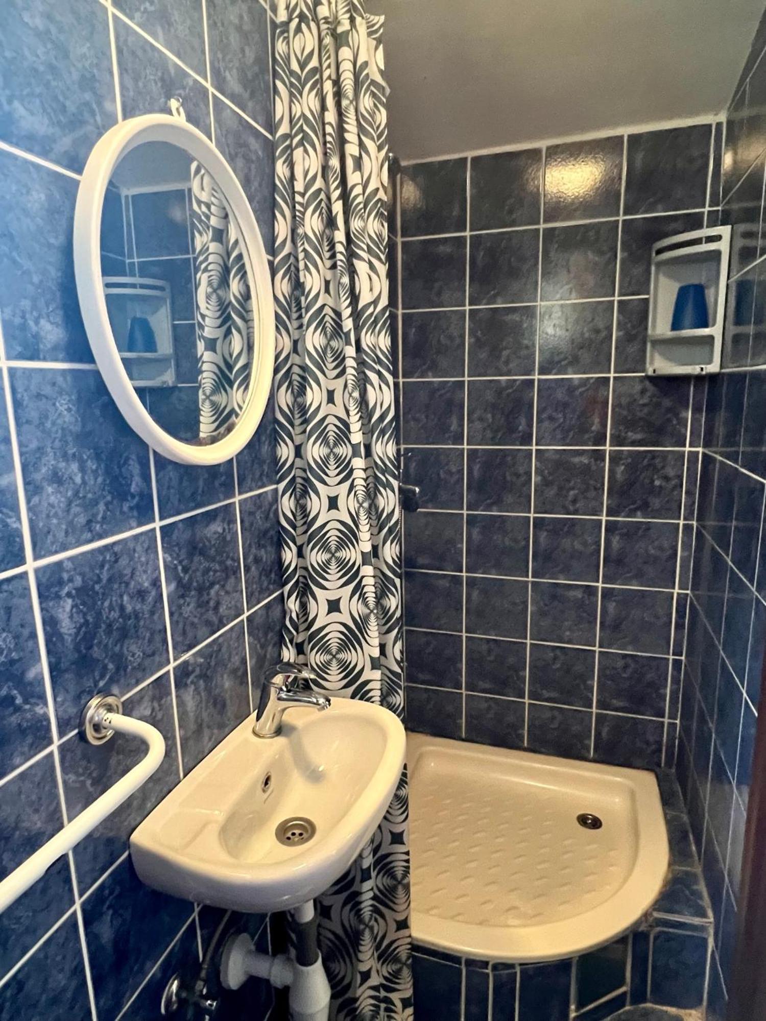 Apartmani Lidija Karin Donji Donji Karin Exteriör bild